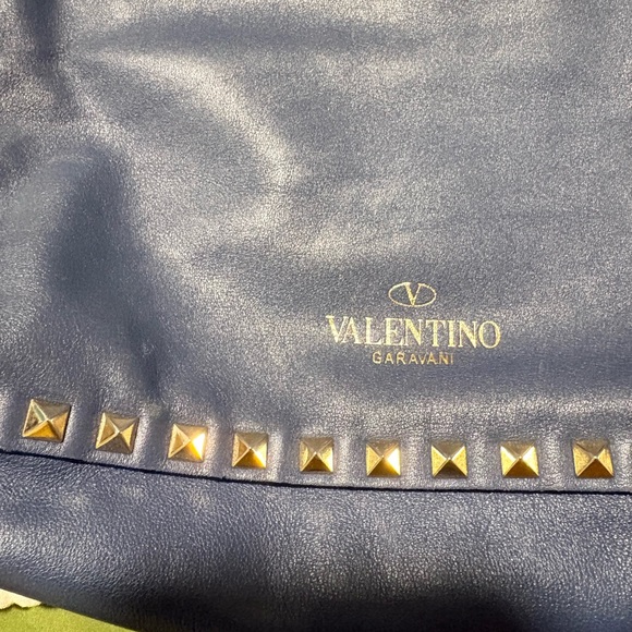 Valentino Garavani Blue Vitello Rockstud 2 Ways Small Shoulder Tote Bag - Picture 3 of 8